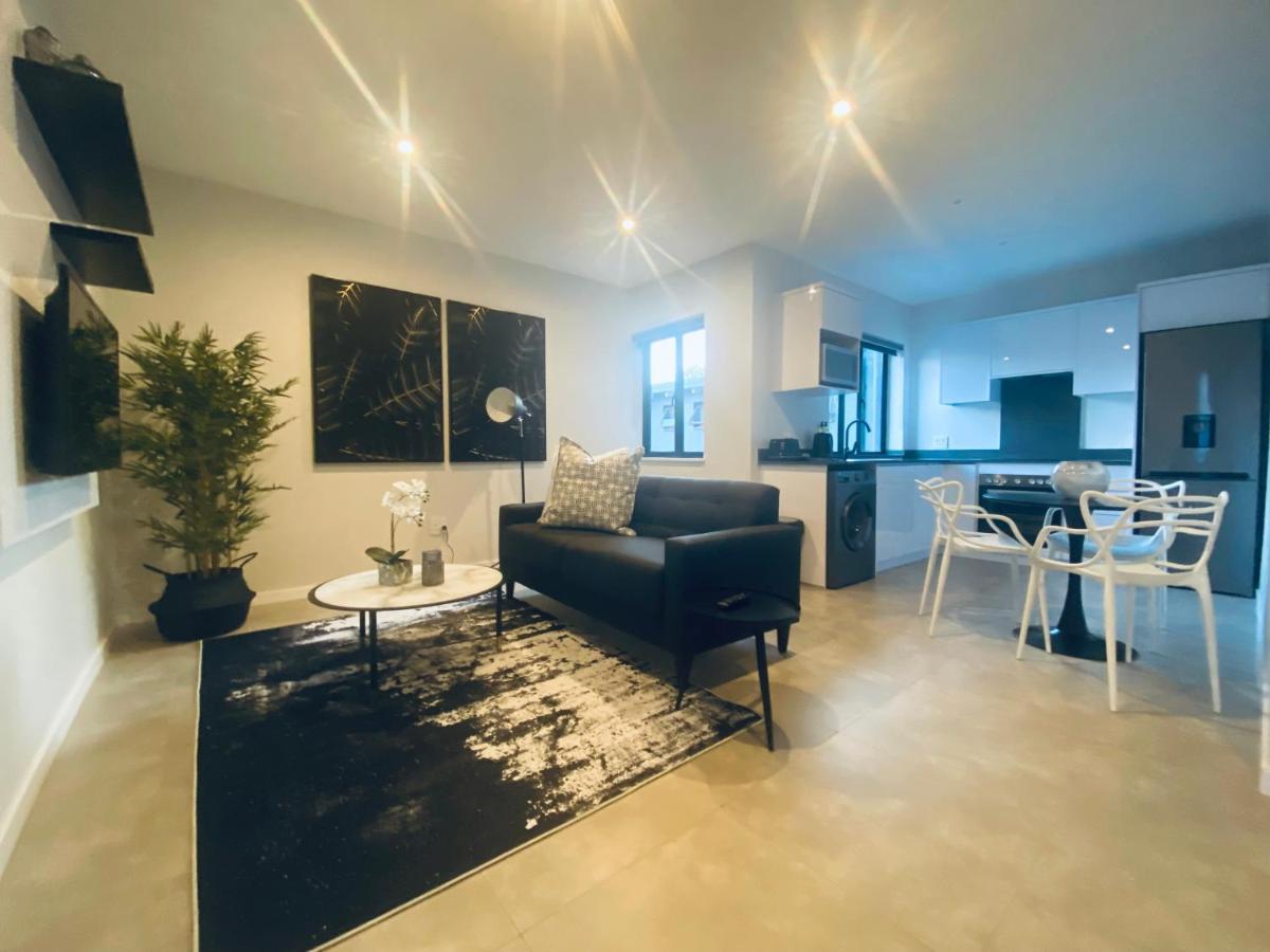 Mint Apartments Greenside Johannesburg Bagian luar foto