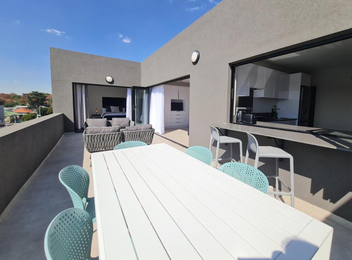 Mint Apartments Greenside Johannesburg Bagian luar foto