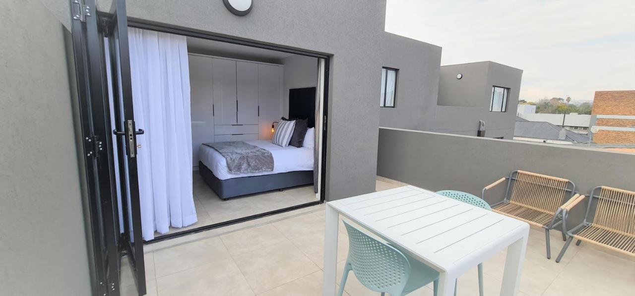 Mint Apartments Greenside Johannesburg Bagian luar foto