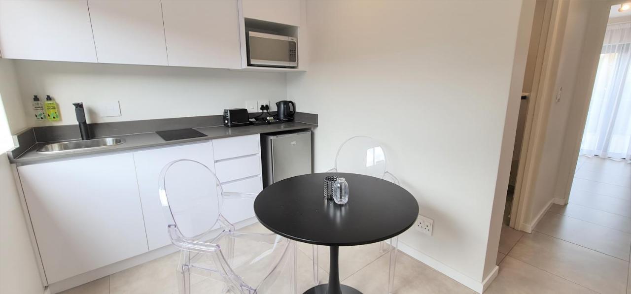 Mint Apartments Greenside Johannesburg Bagian luar foto