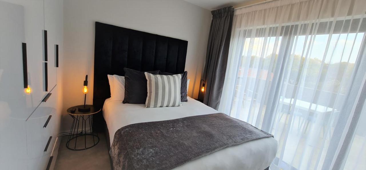 Mint Apartments Greenside Johannesburg Bagian luar foto